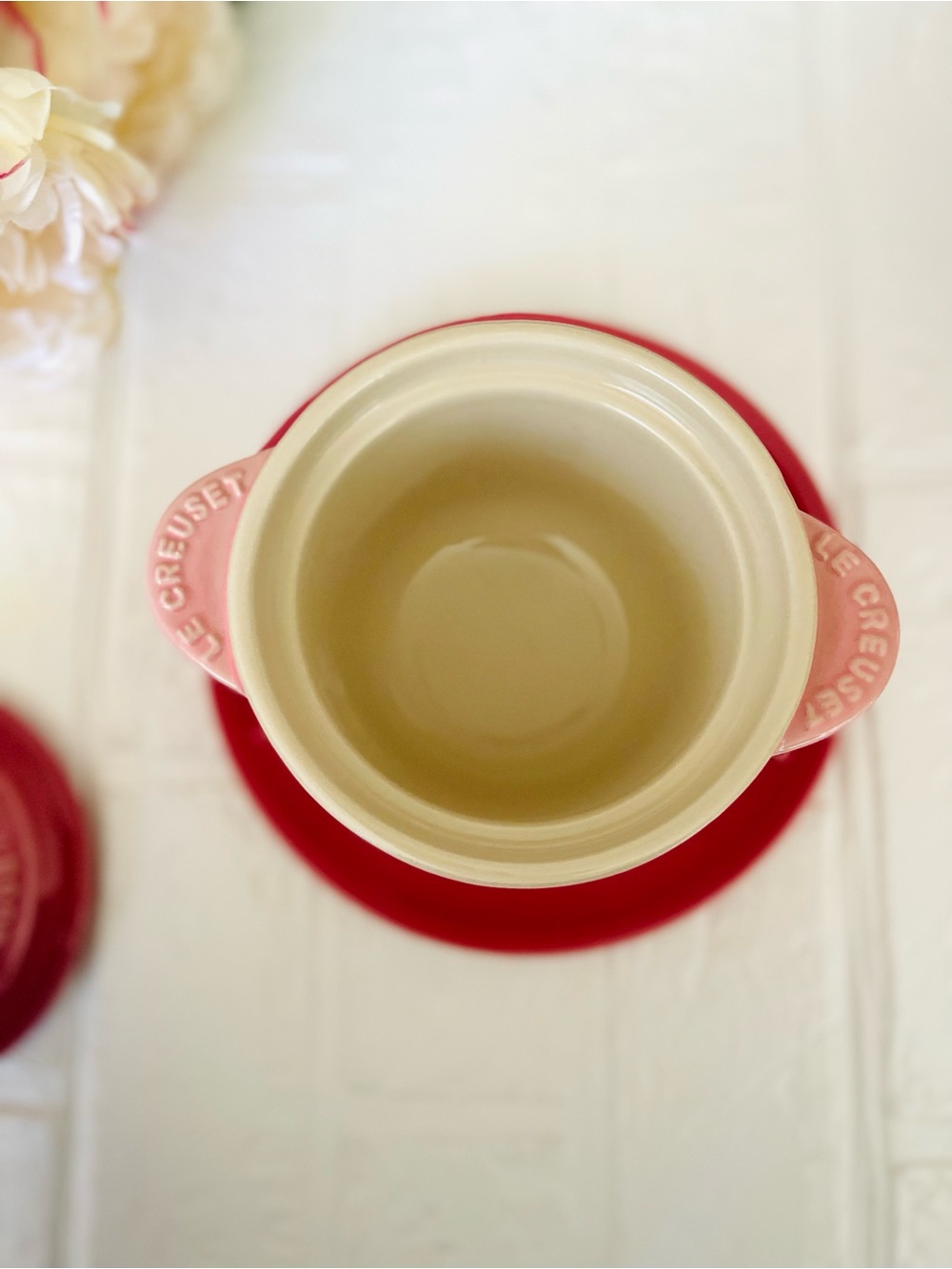 New Le Creuset Stoneware Cocotte Rose Quartz - Picture 2 of 5